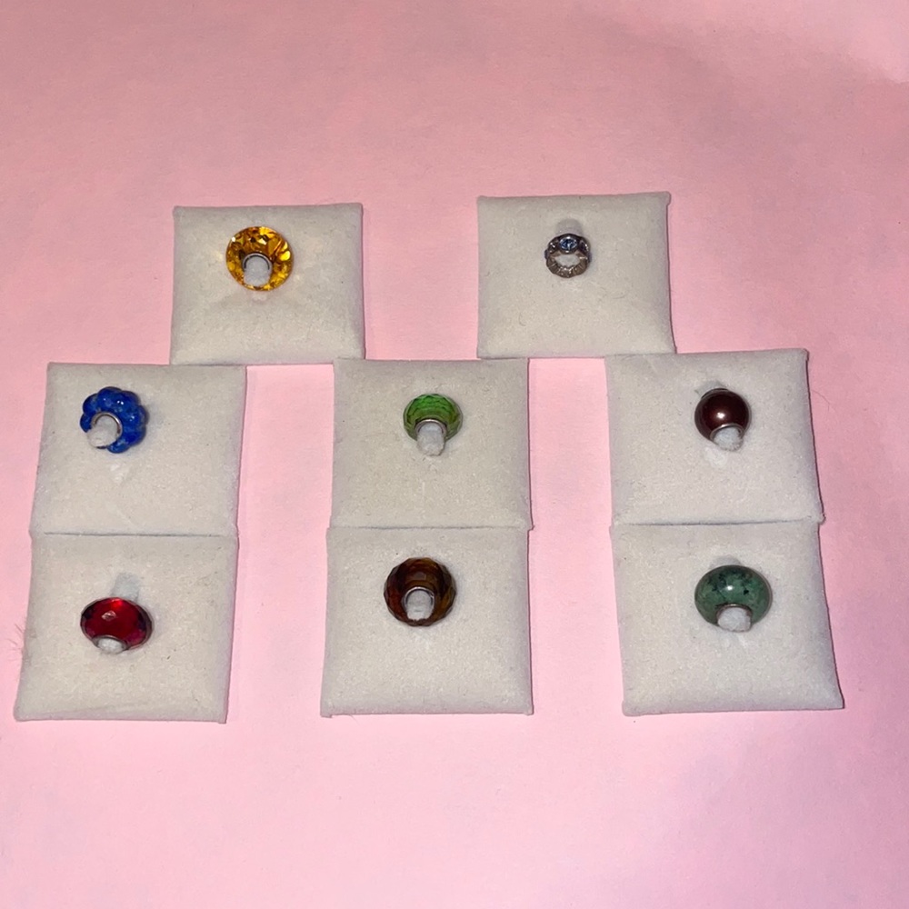 Novo/Pandora charms